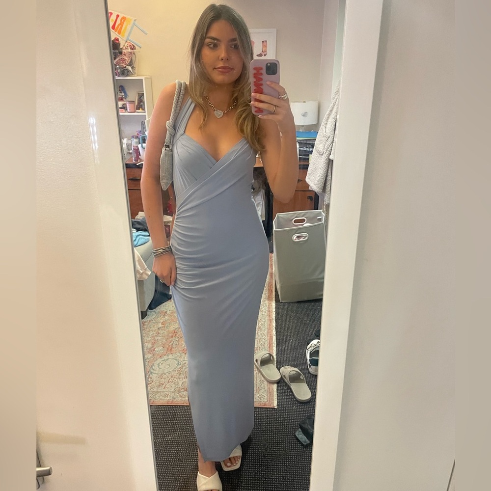 REVOLVE Formal Dress - Picture 4 of 4